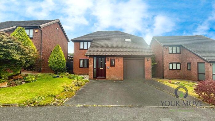 4 Bedroom Detached House For Sale In Spinners Way, Oldham, Greater Manchester, OL4