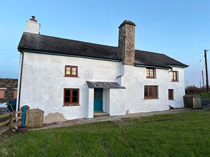 Detached House To Rent In Chapelton, Umberleigh, EX37