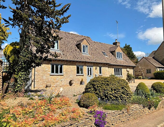 3 Bedroom Link Detached House For Sale In Little Rissington Cheltenham, Gloucestershire, GL54