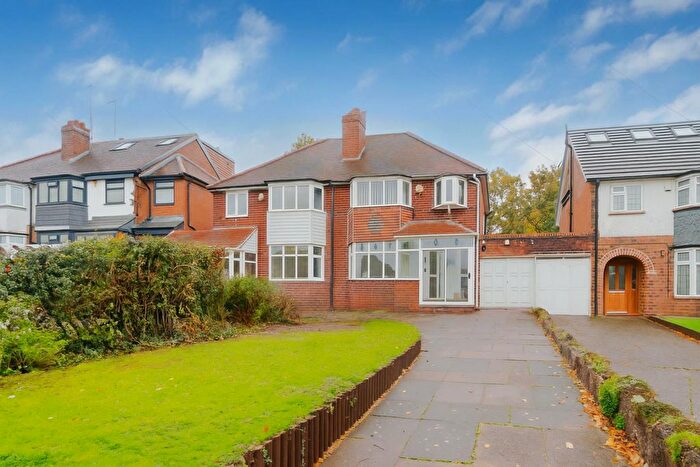 3 Bedroom Semi-detached House For Sale In Brandwood Road, Kings Heath, Birmingham, B14