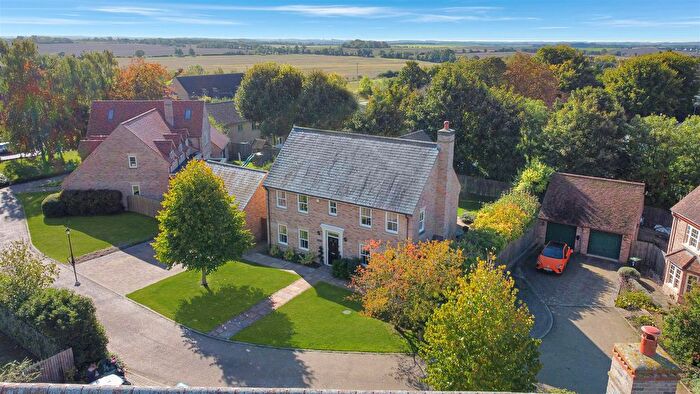 4 Bedroom Detached House For Sale In Orchard Close, Swaffham Prior, Cambridgeshire, CB25