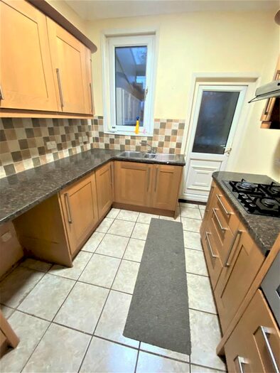 3 Bedroom Terraced House To Rent In St Albans Rd, Seven Kings, IG3