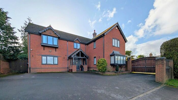 5 Bedroom Detached House For Sale In Longford Lane, Longford, Gloucester, GL2
