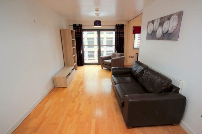 2 Bedroom Apartment To Rent In Rossetti Place, Lower Byrom Street Manchester, M3
