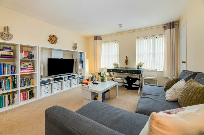 1 Bedroom Flat To Rent In Taverner Close, Poole, BH15