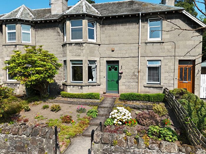 2 Bedroom Flat For Sale In Craigie Road, Perth, PH2