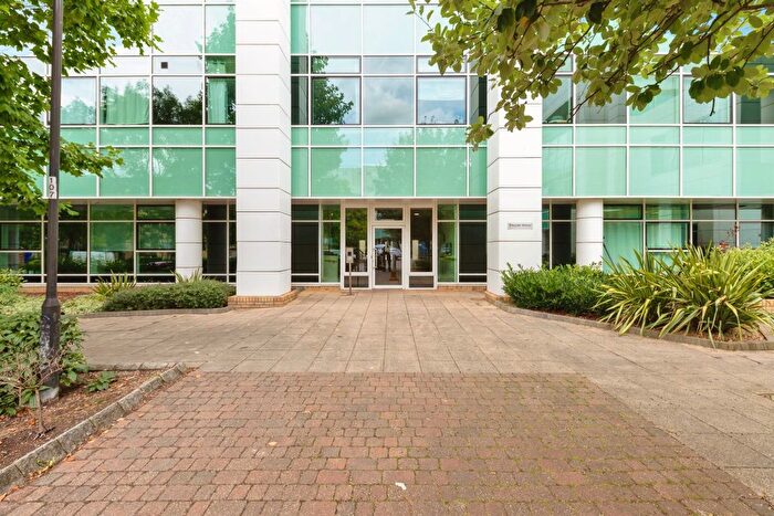 1 Bedroom Flat For Sale In Bessemer Road, Welwyn Garden City, AL7