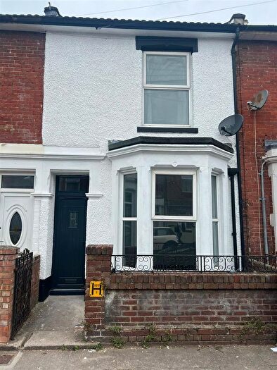 4 Bedroom Terraced House To Rent In Tottenham Road, Portsmouth, PO1