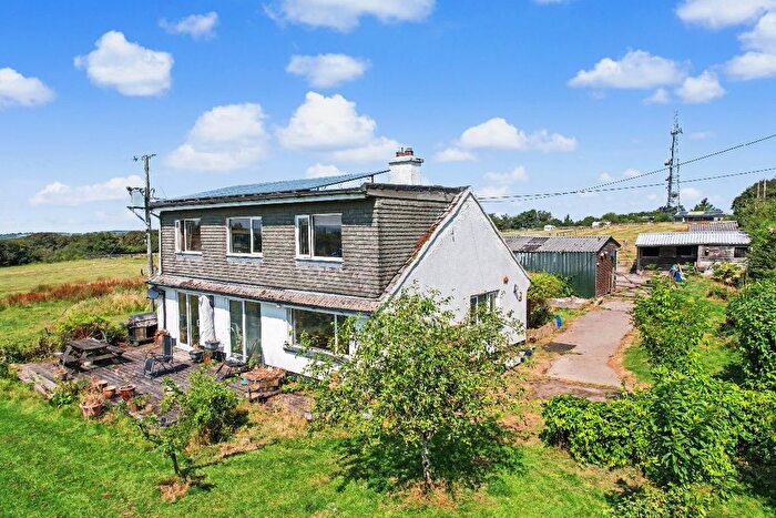 4 Bedroom Detached House For Sale In Thorndon Cross, Okehampton, EX20