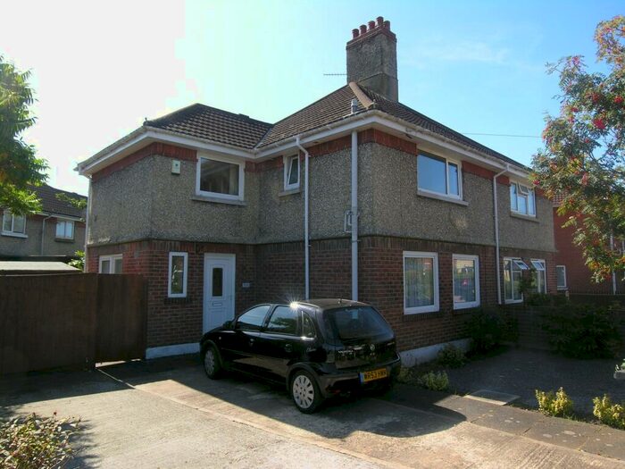 4 Bedroom House To Rent In Bedroom Detached House In Winton, BH9