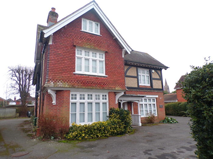 2 Bedroom Flat To Rent In Empress House, Lyndhurst, SO43