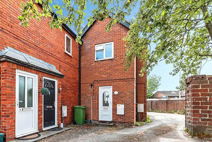 1 Bedroom Semi-detached House To Rent In Queens Road, Newbury, RG14