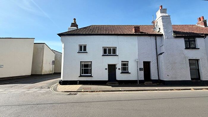 4 Bedroom Detached House For Sale In South Street, Braunton, Devon, EX33