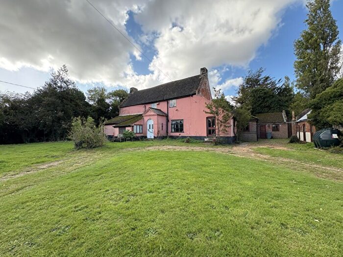 5 Bedroom Detached House For Sale In The Green, Upton, Norwich, Norfolk, NR13