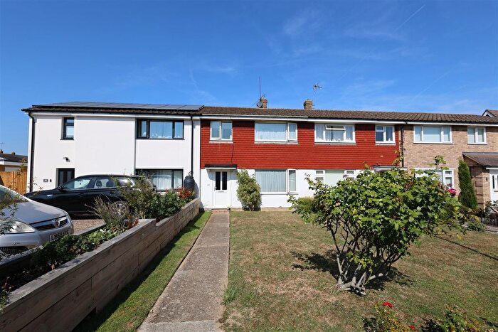3 Bedroom Terraced House For Sale In Staplehurst, Kent, TN12