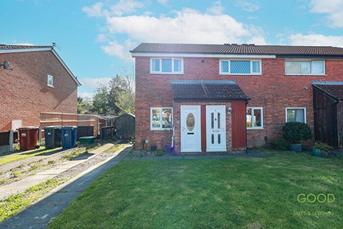 2 Bedroom Flat For Sale In Croft Bank, Penwortham, Preston, PR1