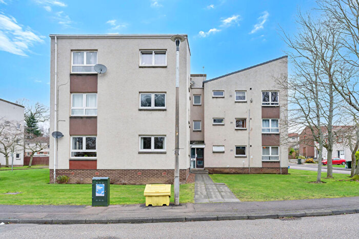 2 Bedroom Flat For Sale In Howden Hall Court, EH16