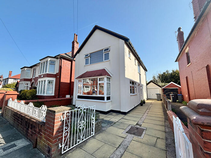 3 Bedroom Detached House For Sale In Third Avenue, South Shore, FY4
