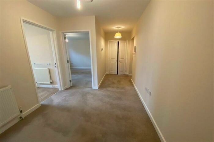 2 Bedroom Apartment To Rent In Hatch Warren, Basingstoke, RG22