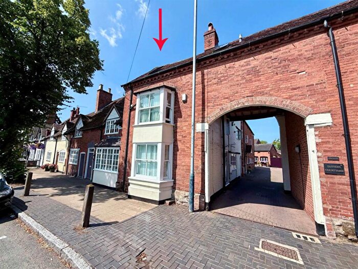 2 Bedroom End Of Terrace House For Sale In Tanners Courtyard, Off West Street, Warwick, CV34