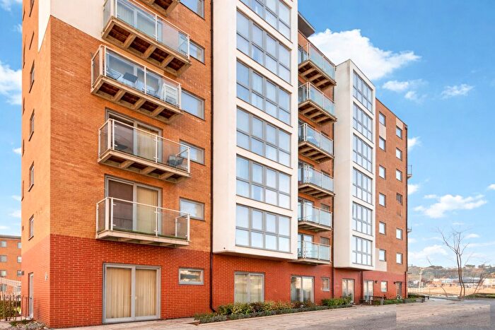 2 Bedroom Flat For Sale In Ship Wharf, Colchester, CO2