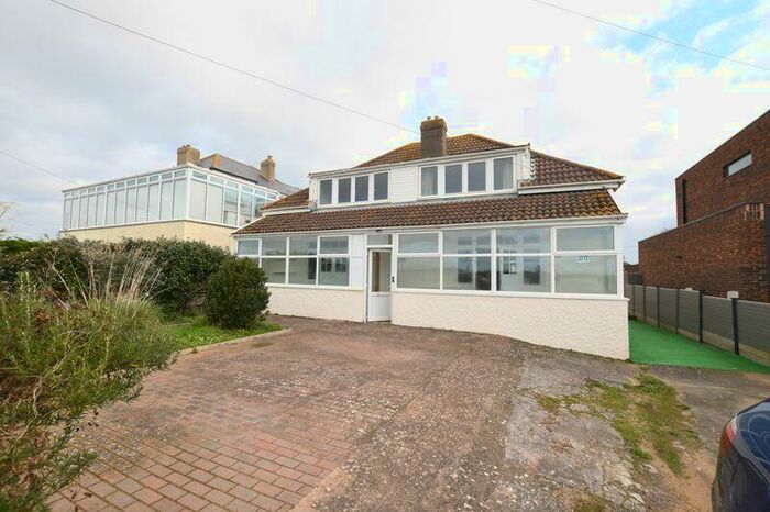 4 Bedroom Bungalow To Rent In Beach Road, Weston-Super-Mare, BS22