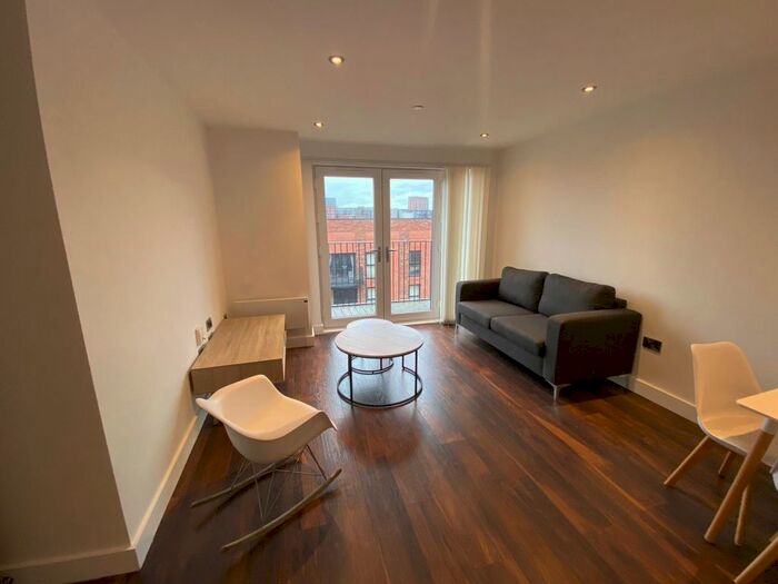 2 Bedroom Flat To Rent In Ordsall Lane, Salford, M5