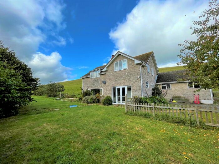 4 Bedroom Detached House For Sale In Chalk Pit Lane, Litton Cheney, Dorchester, DT2