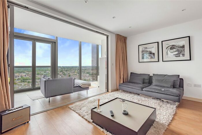 2 Bedroom Flat For Sale In Ealing Road, Brentford, Middlesex, TW8