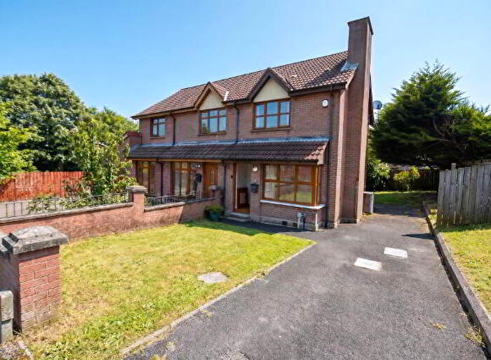 2 Bedroom Semi-Detached House For Sale In Lagmore Grove, Belfast, BT17