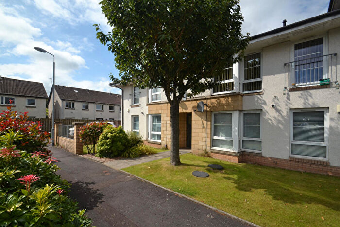 2 Bedroom Flat For Sale In Jenny Lind Court, Thornliebank, Glasgow, G46