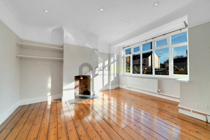 3 Bedroom Terraced House To Rent In Morland Road, Croydon, CR0