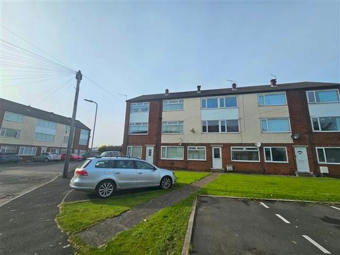 2 Bedroom Flat To Rent In Carmel Gardens, Stockton-On-Tees, TS20