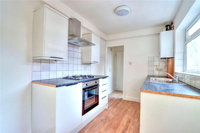 2 Bedroom Flat To Rent In Hawthorn Street, Newcastle Upon Tyne, Tyne And Wear, NE15