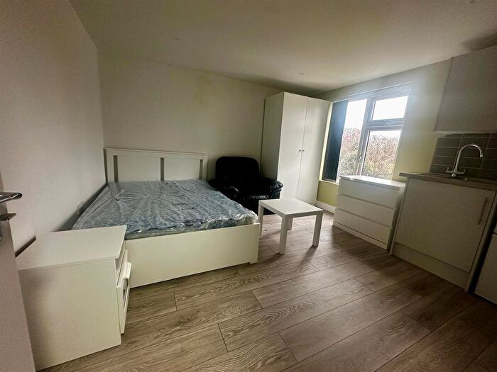 1 Bedroom Flat To Rent In Maudslay Road, Coventry, CV5