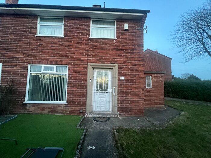 2 Bedroom Semi-Detached House To Rent In Chandos Avenue, Leeds, West Yorkshire, LS8