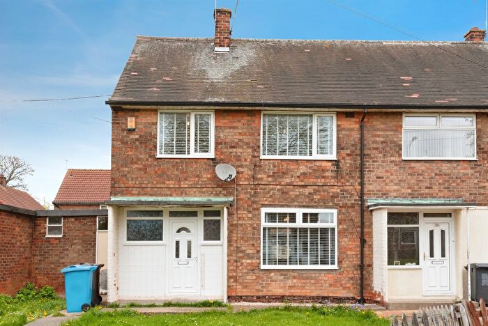 3 Bedroom End Of Terrace House For Sale In Anson Road, Hull, HU9