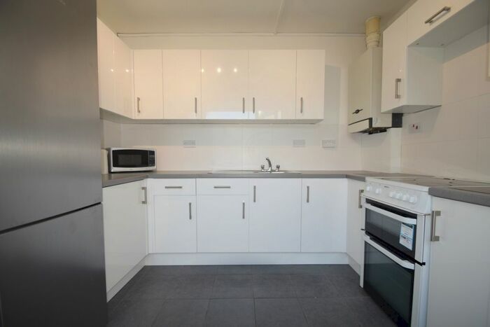 5 Bedroom Terraced House To Rent In Richards Street, Cathays, CF24