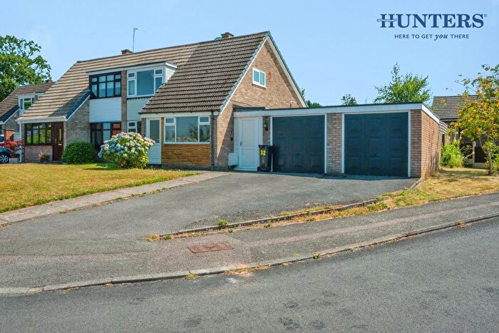 2 Bedroom Semi-Detached House For Sale In Stowe Croft, Lichfield, WS13