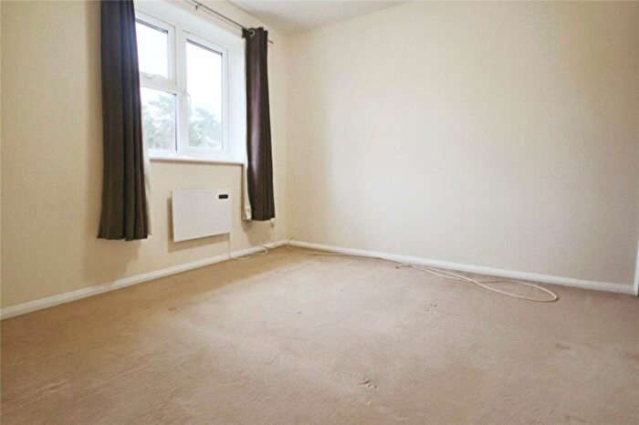 1 Bedroom End Of Terrace House To Rent In Tarnbrook Way, Bracknell, Berkshire, RG12