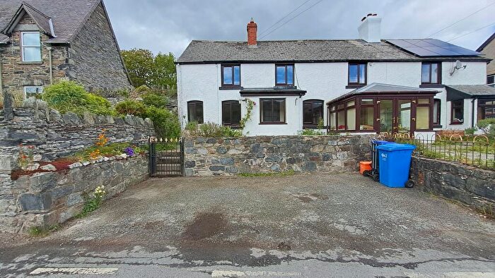 3 Bedroom End Of Terrace House To Rent In Carrog, Corwen, LL21