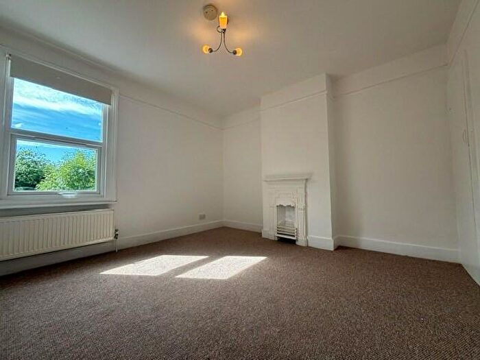 2 Bedroom End Of Terrace House To Rent In Northfield Road, SL4