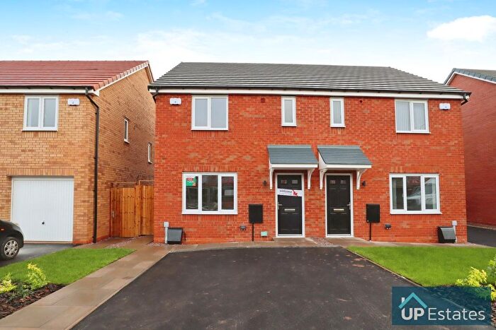 3 Bedroom Semi-Detached House To Rent In Audeley Way, Coventry, CV6