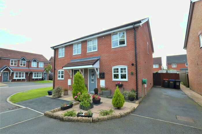 3 Bedroom Semi-Detached House For Sale In Lapwing Close, Claughton-on-Brock, Preston, Lancashire, PR3