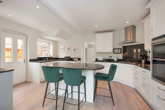 3 Bedroom Semi-Detached House To Rent In Church End Lane, Tilehurst, Reading, RG30