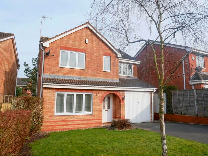 4 Bedroom Detached House To Rent In Lower Birches Way, Rugeley, WS15