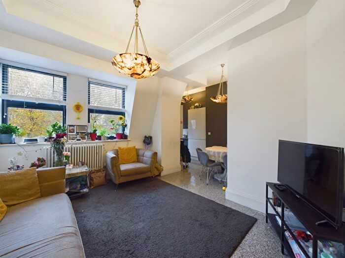 2 Bedroom Flat To Rent In Broadway, Peterborough, PE1