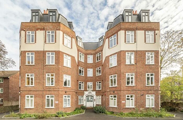1 Bedroom Flat To Rent In Kings Avenue, Clapham South, SW4