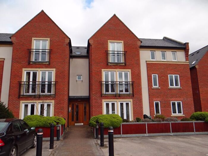 1 Bedroom Flat To Rent In Whielden Street, Amersham, HP7