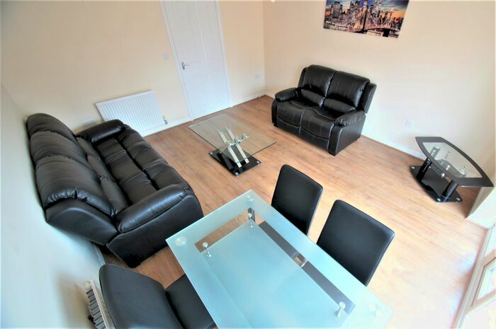 4 Bedroom Semi-Detached House To Rent In Signals Drive, Coventry, CV3